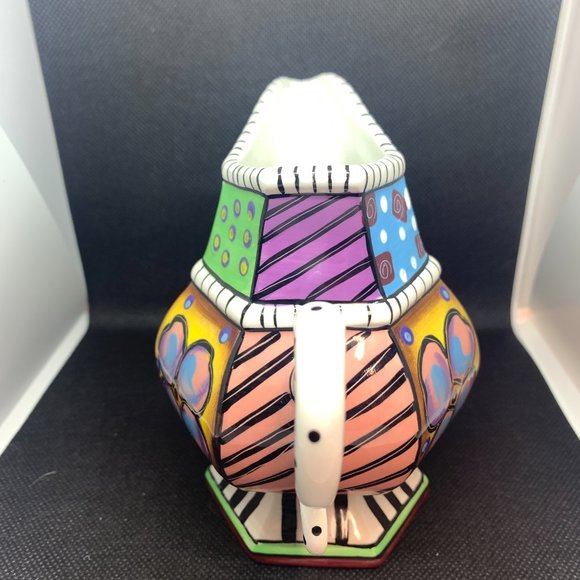 Studio Designworks 5" Modern Whimsical Creamer - Picture 3 of 7